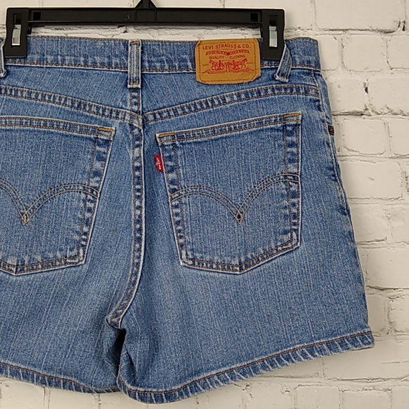 Vtg Levi' Denim Blue Jean Shorts 9 JR Low Stretch - Picture 4 of 8